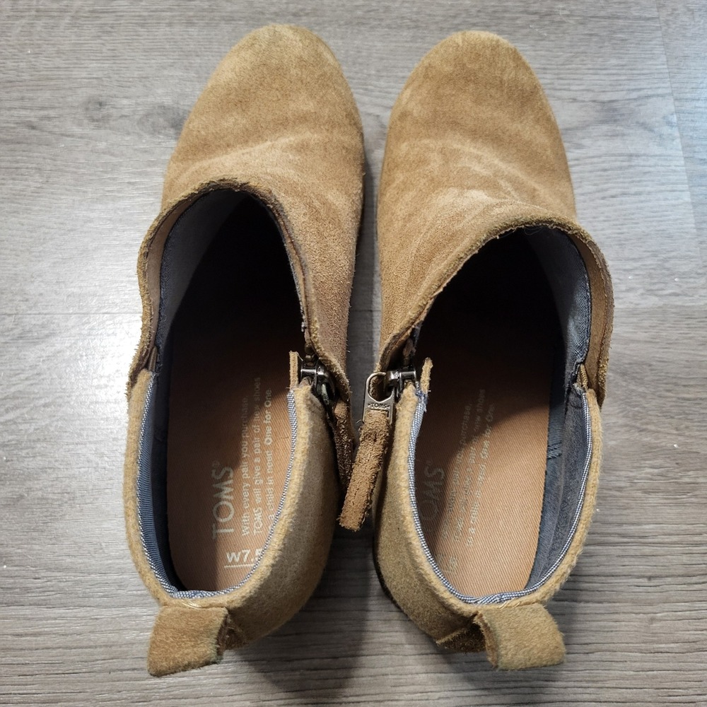 Toms Deia Tan Suede Ankle Booties Women 7.5 Low Block Heel Zip Up Tan Brown - Picture 10 of 12